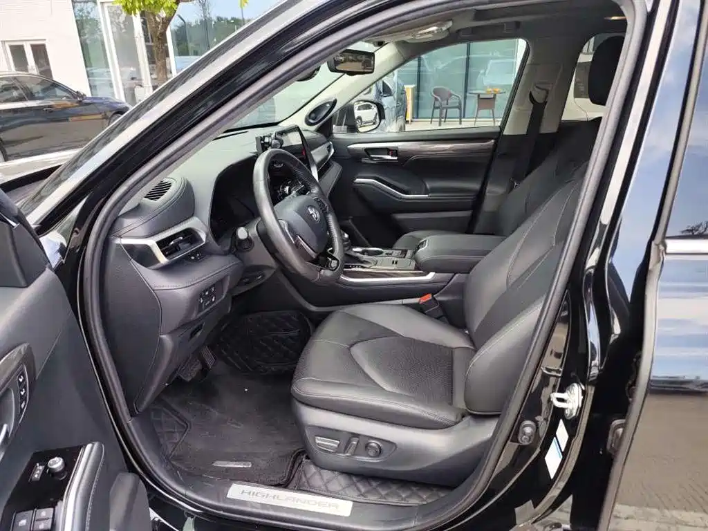 Toyota Highlander — миниатюра 5