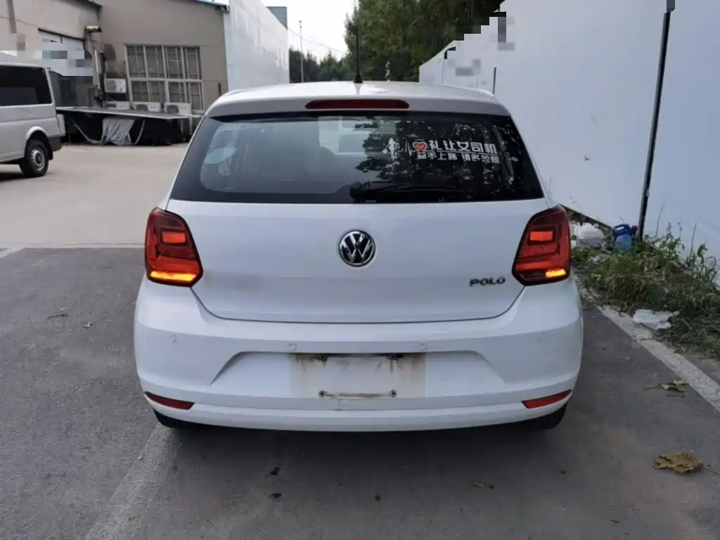 Volkswagen Polo — миниатюра 6