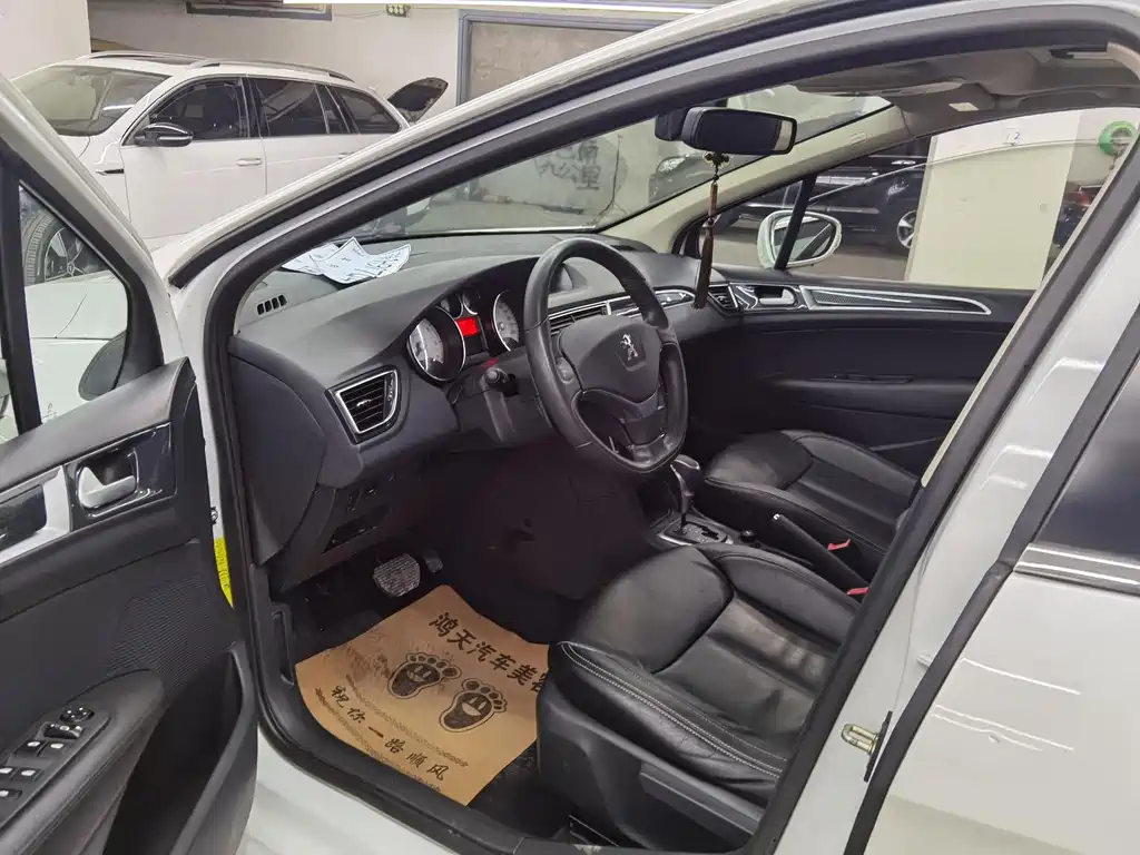 Peugeot 308 — миниатюра 4