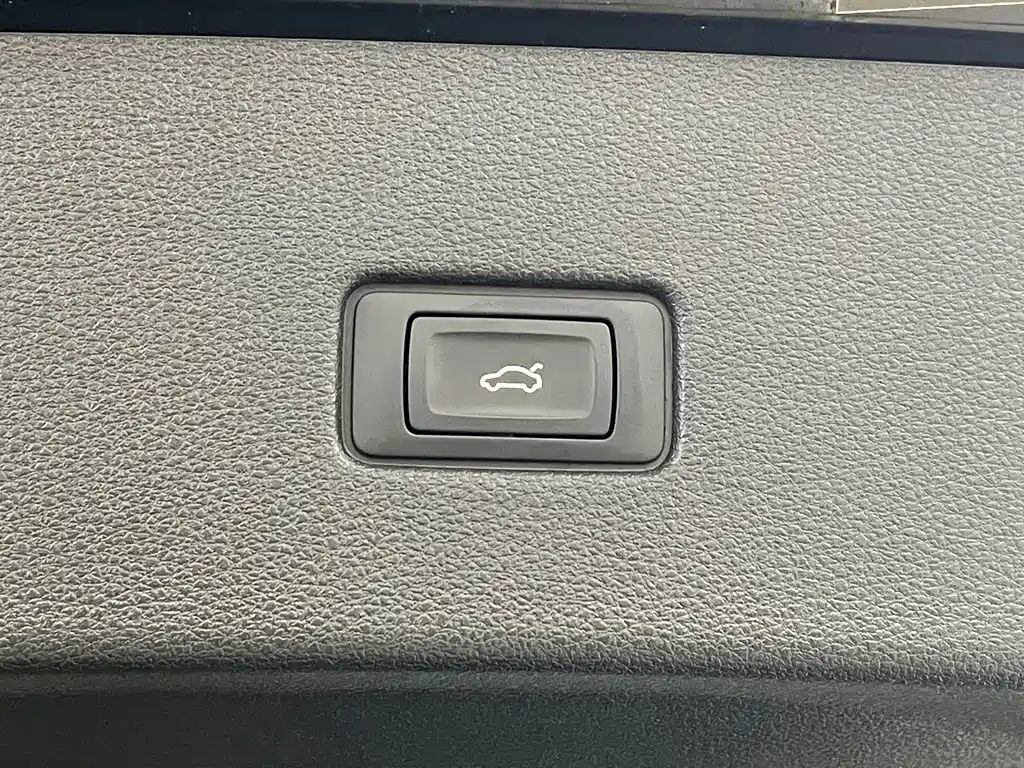 Audi Q8 — миниатюра 12