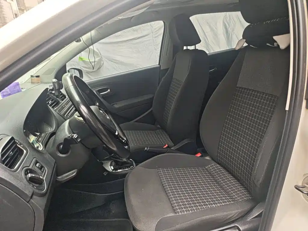 Volkswagen Polo — миниатюра 12