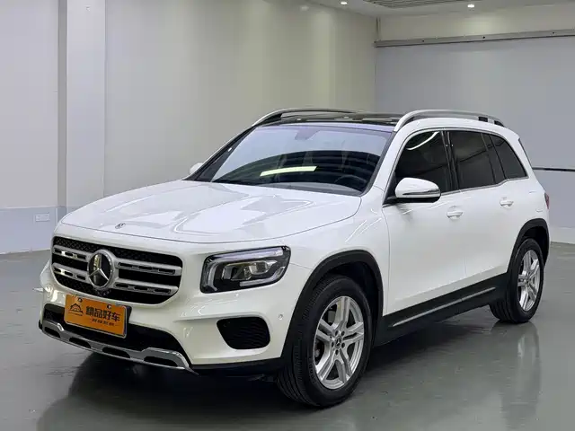 MERCEDES-BENZ GLB