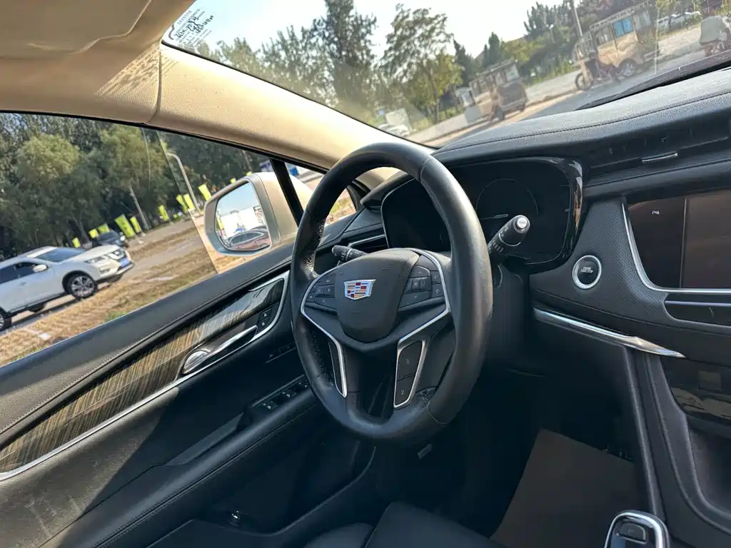 Cadillac XT5 — миниатюра 18