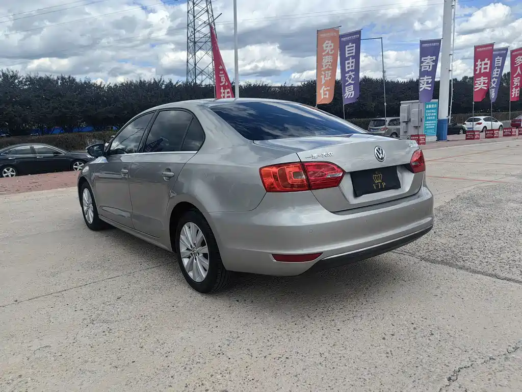Volkswagen Sagitar — миниатюра 9