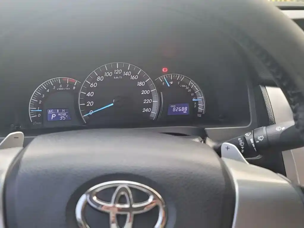 Toyota Camry — миниатюра 6