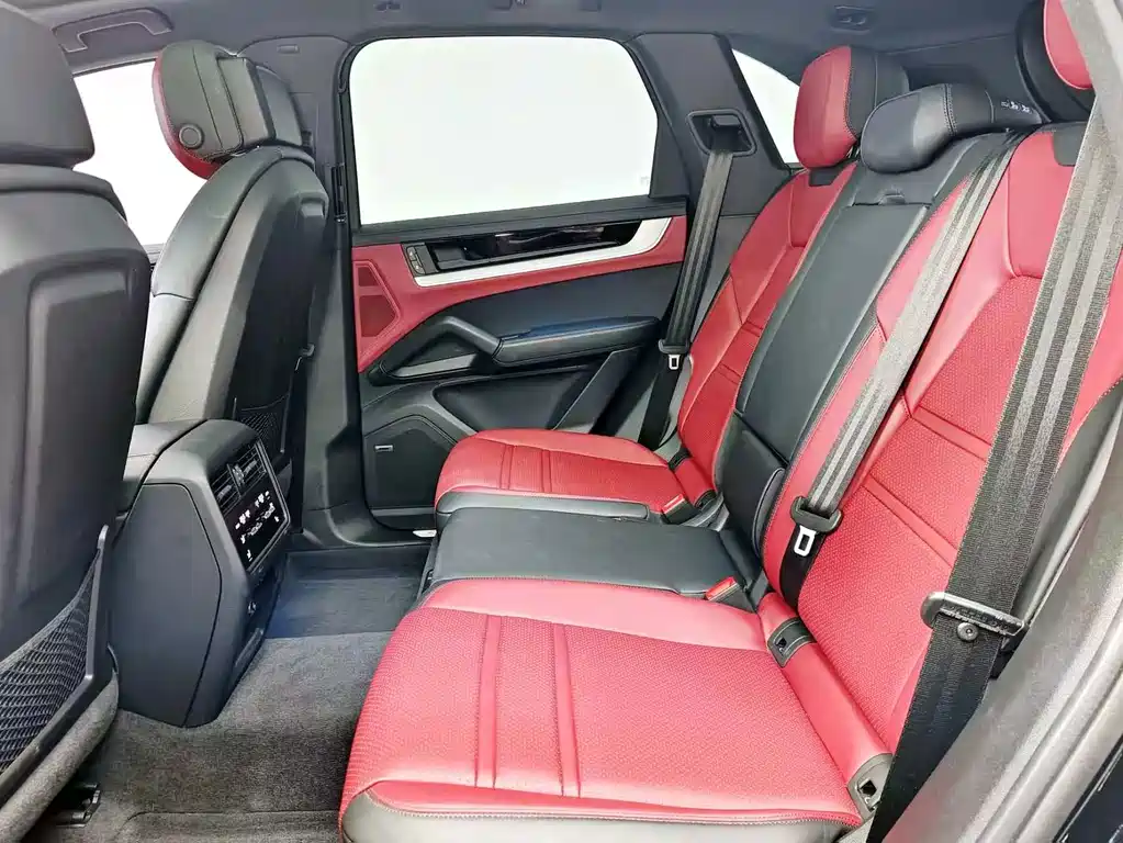Porsche Cayenne — миниатюра 14