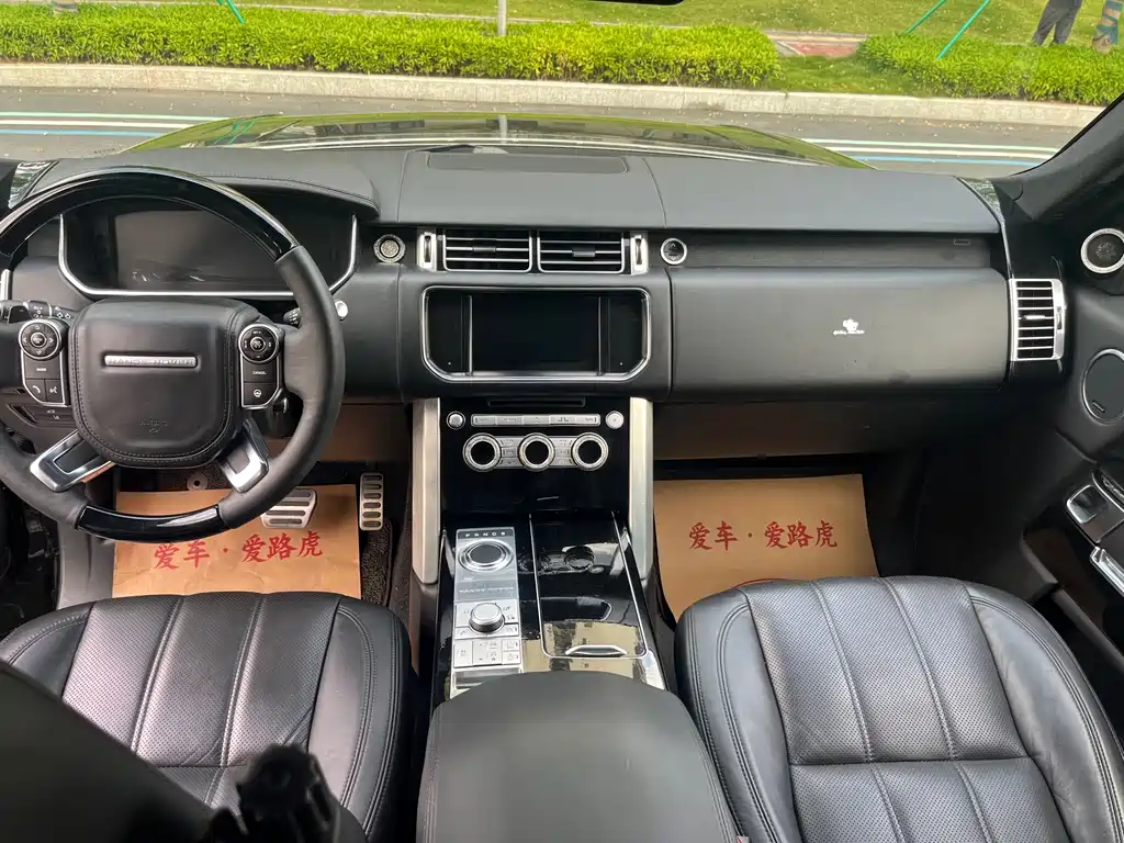 Land Rover Range Rover — миниатюра 13