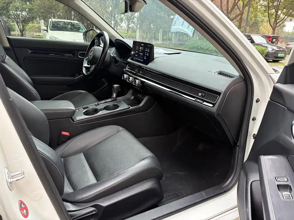 Honda Civic — миниатюра 7