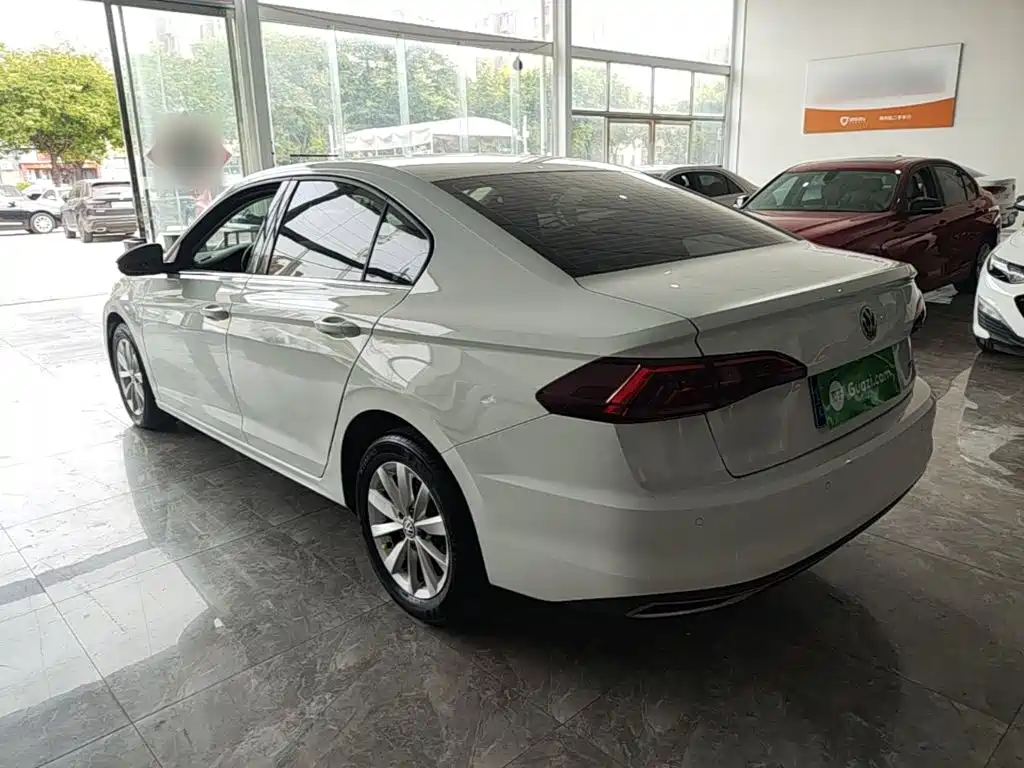 Volkswagen Bora — миниатюра 5