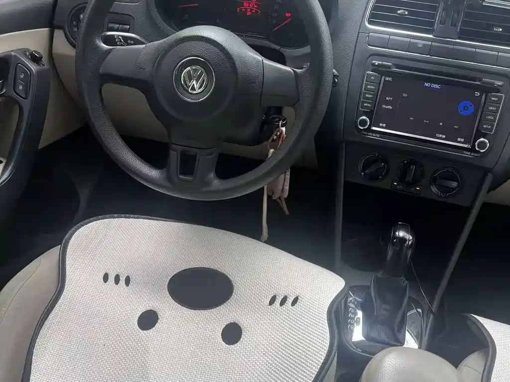 Volkswagen Polo — миниатюра 7