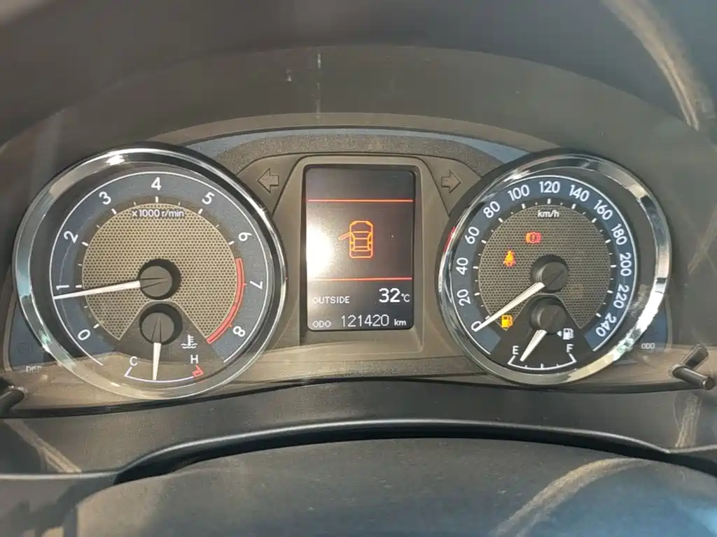 Toyota Corolla — миниатюра 12