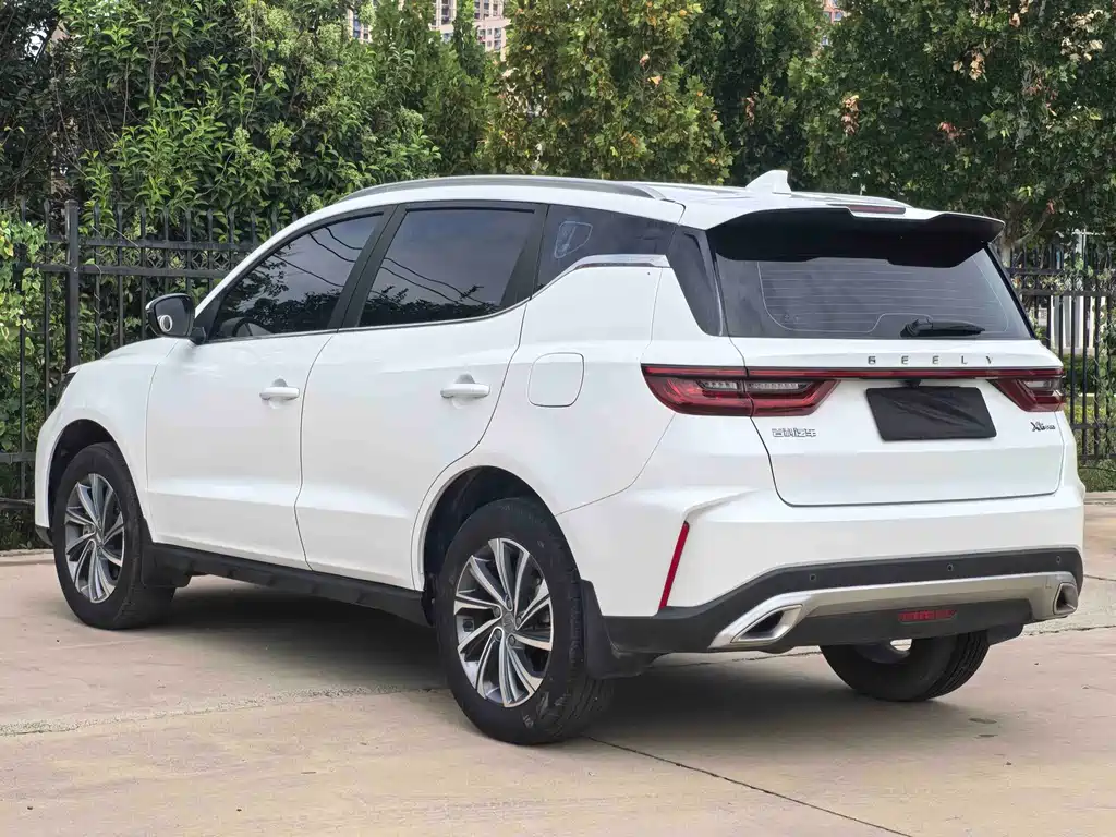 Geely Vision X6 — миниатюра 9