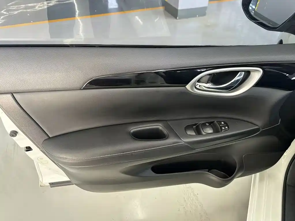 Nissan Sylphy — миниатюра 11