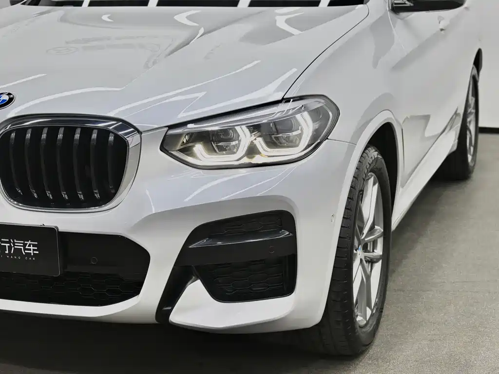 BMW X3 — миниатюра 26