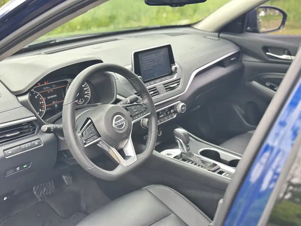 Nissan Teana — миниатюра 12