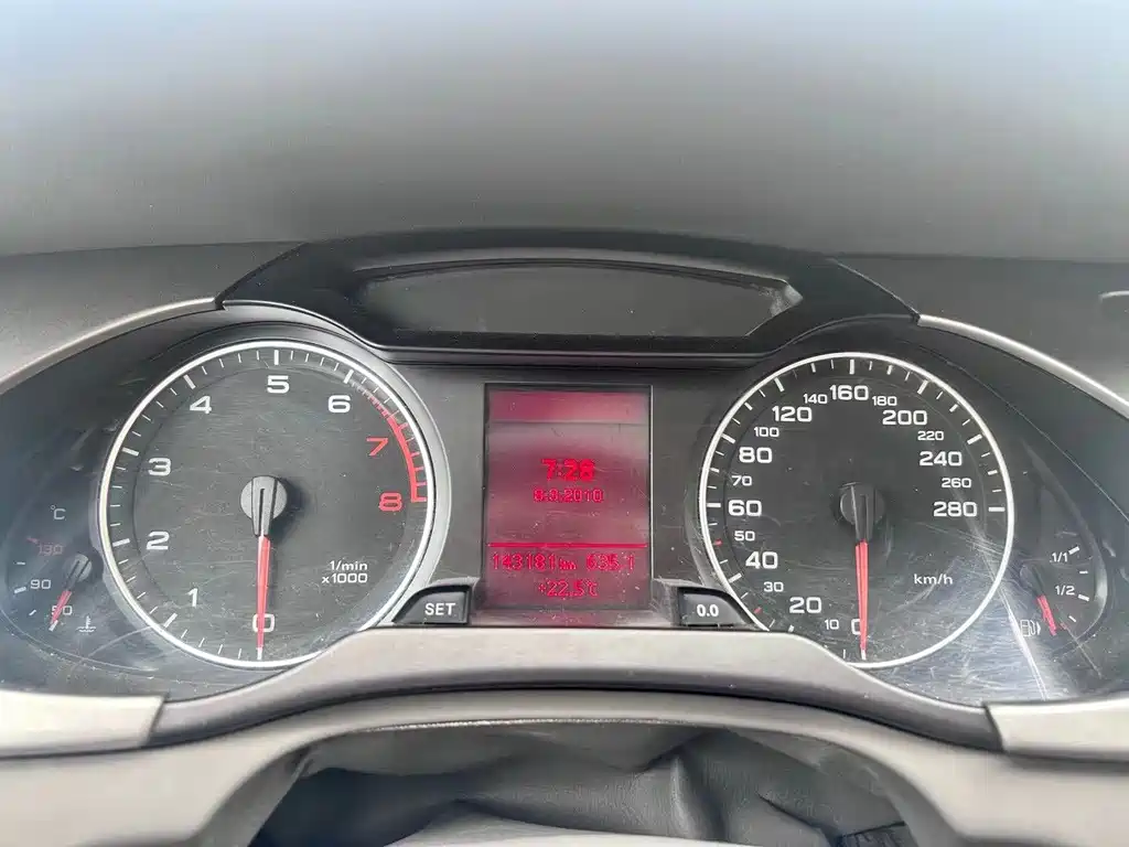 Audi A4L — миниатюра 6