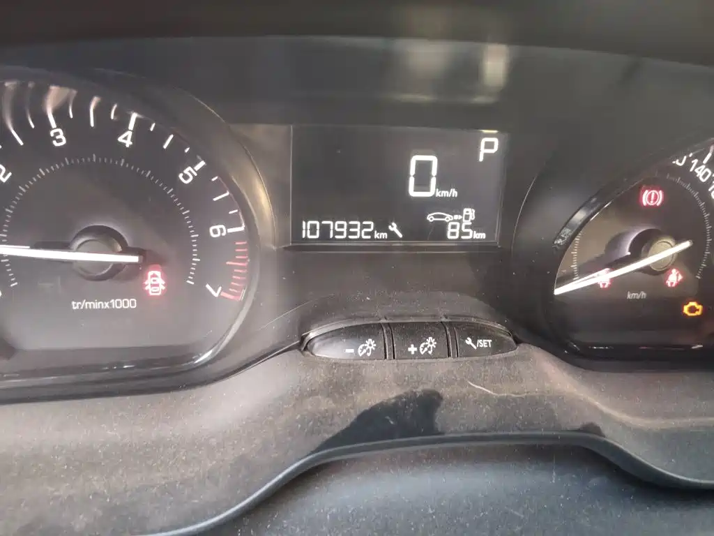 Peugeot 2008 — миниатюра 8