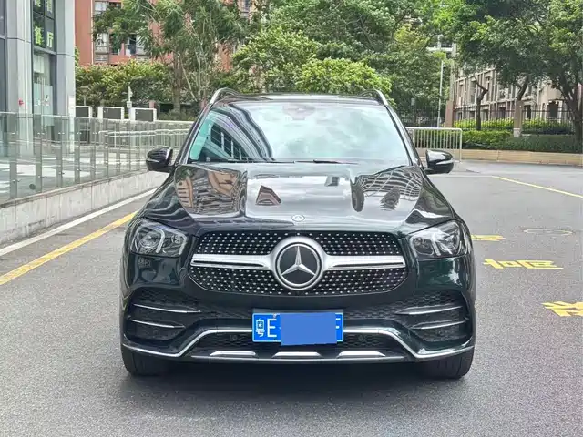 Mercedes-Benz GLE — фото 1