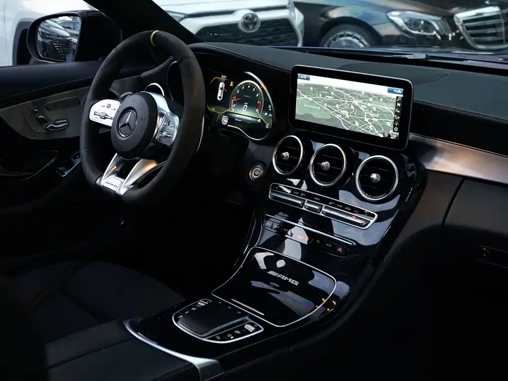 Mercedes-Benz C-Class AMG — миниатюра 5