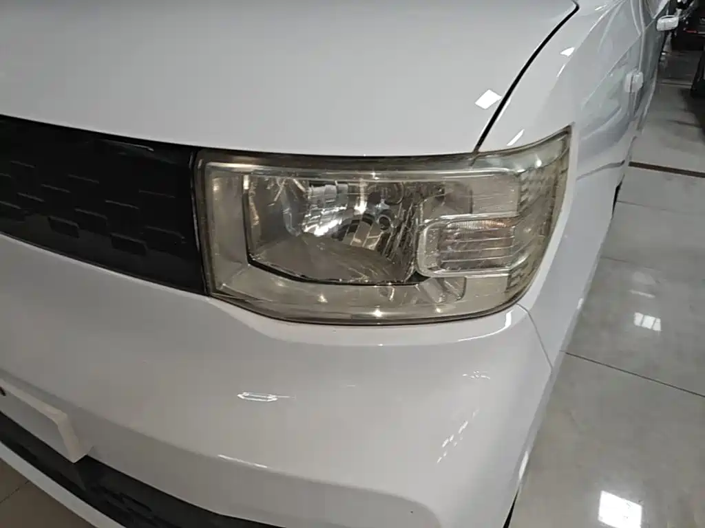 Wuling MINIEV — миниатюра 24