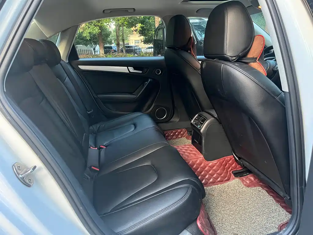 Audi A4L — миниатюра 11