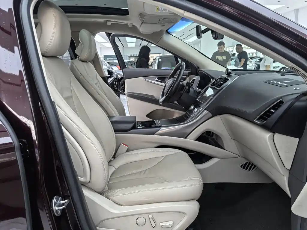 Lincoln Nautilus (Import) — миниатюра 12