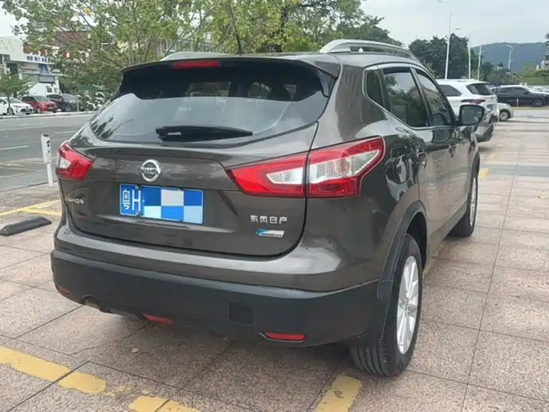 Nissan Qashqai — миниатюра 4