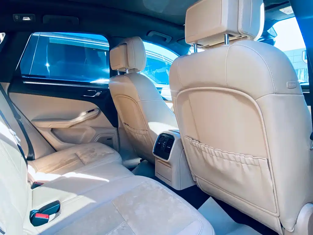 Porsche Macan — миниатюра 17