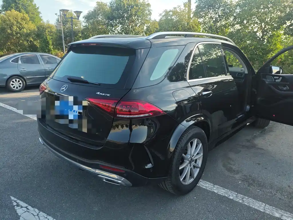 Mercedes-Benz GLE (Import) — миниатюра 2