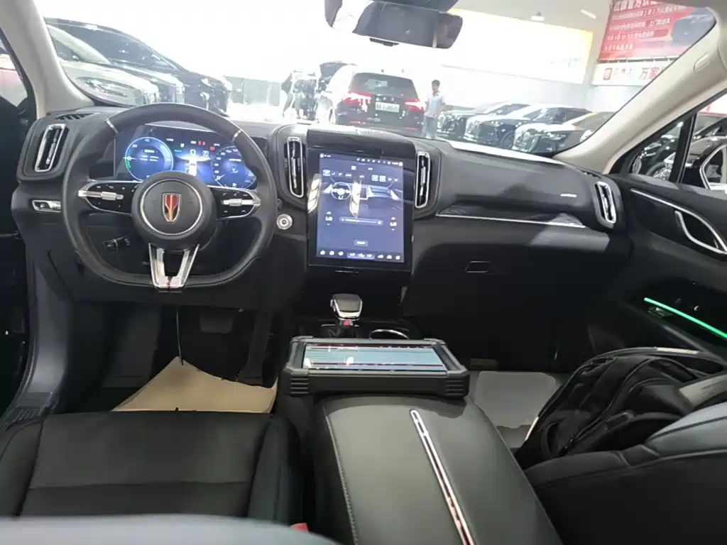 Hongqi Hongqi HS3 PHEV — миниатюра 10
