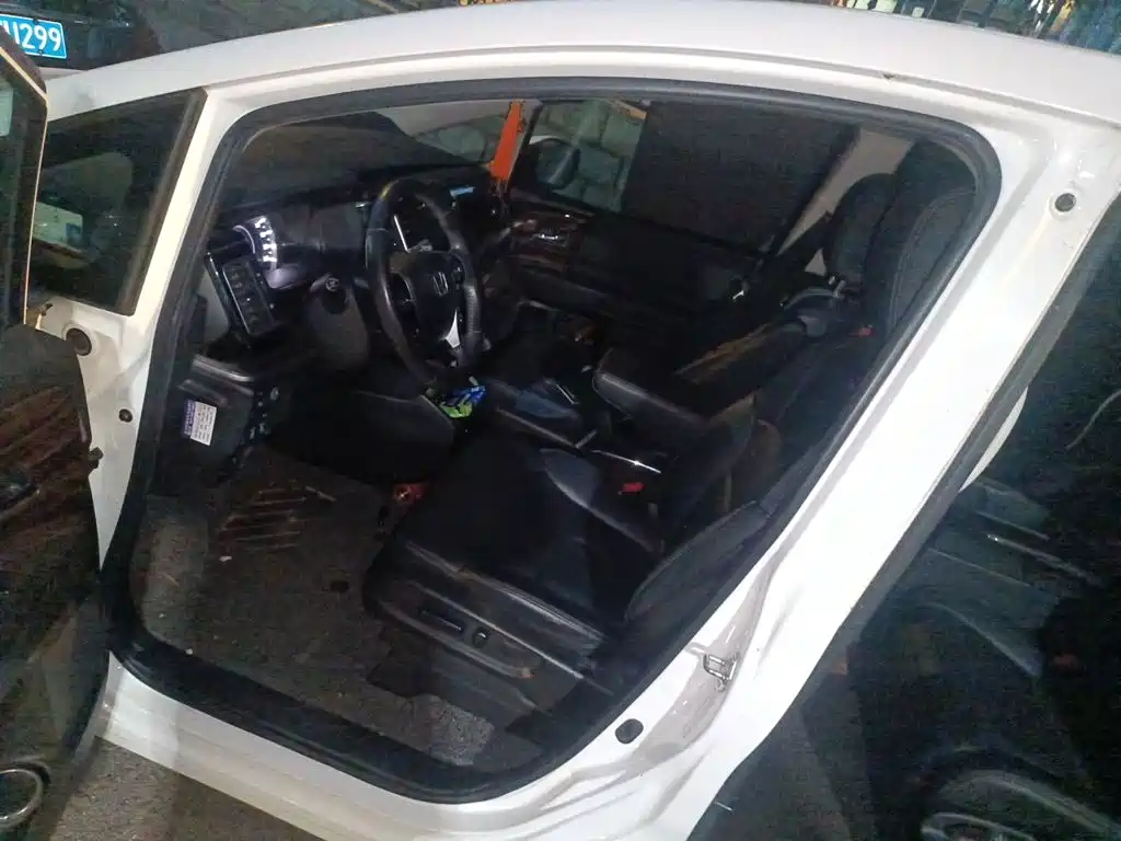 Honda Elysion — миниатюра 12