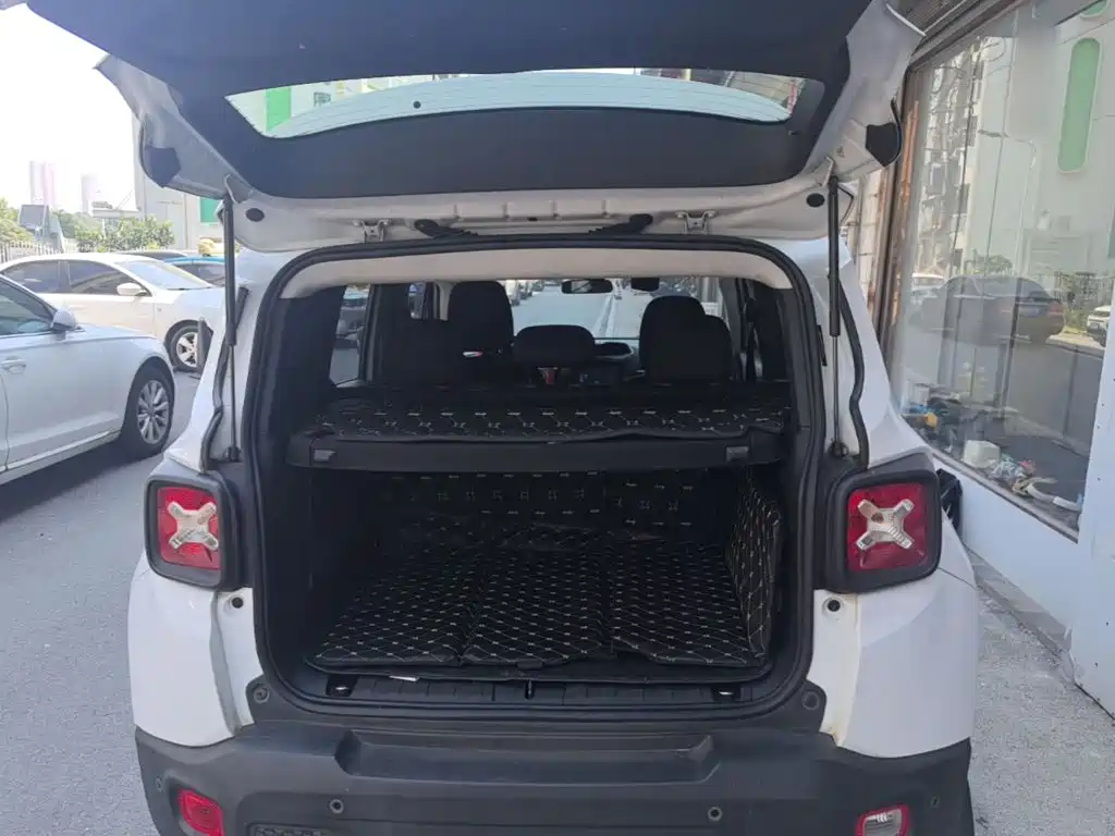 Jeep Renegade — миниатюра 19
