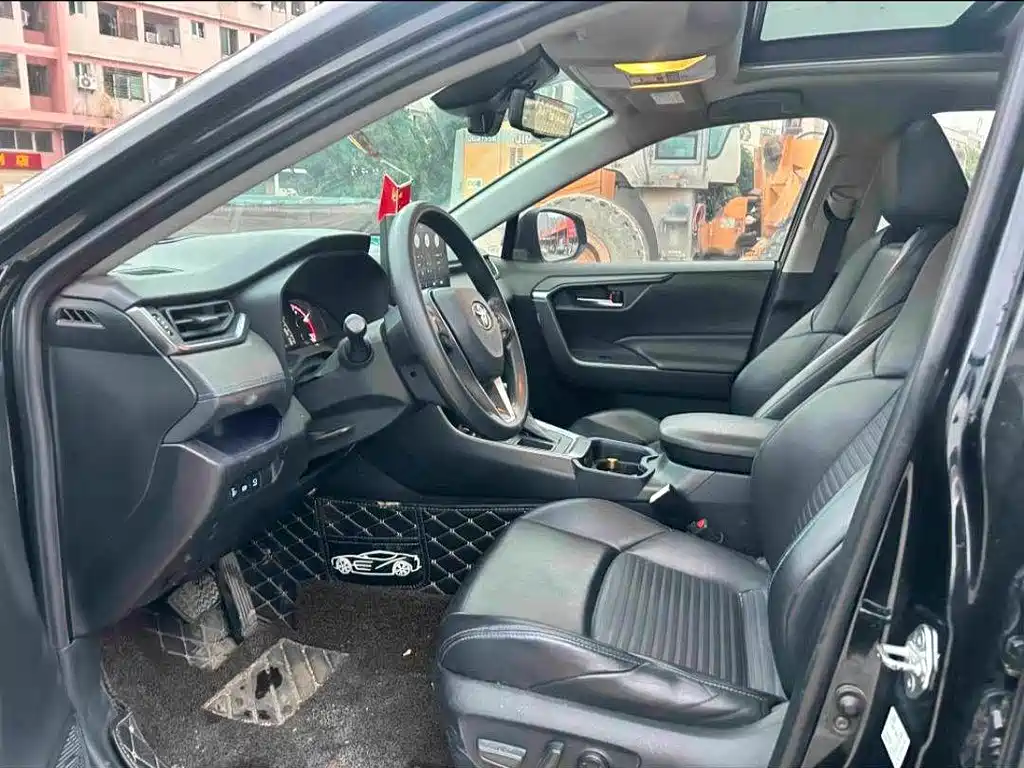 Toyota Wildlander — миниатюра 4