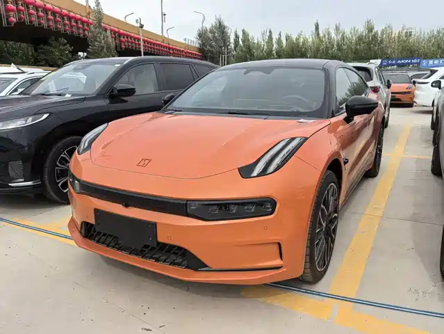 2023 Zeekr 001