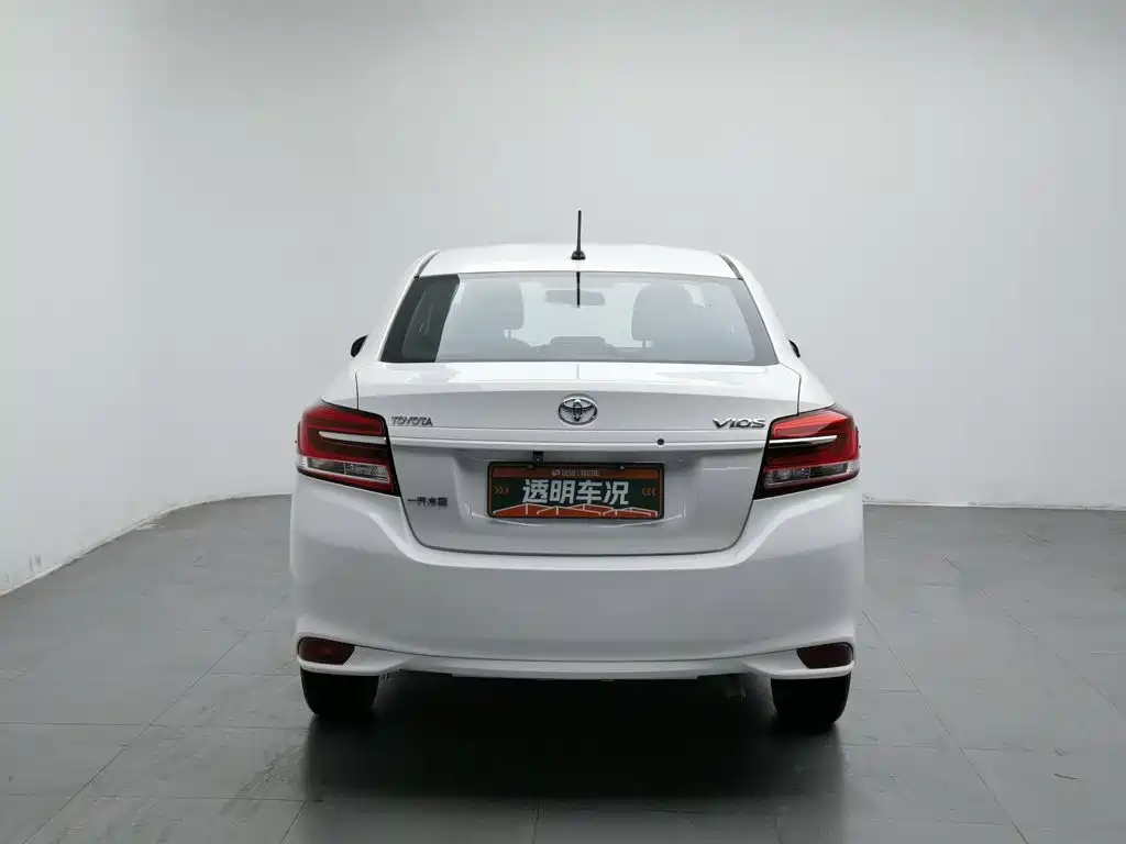 Toyota Vios — миниатюра 4
