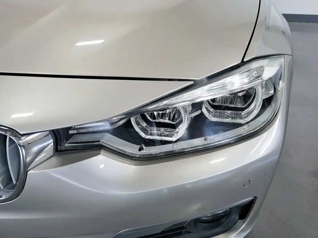 BMW 3 Series — миниатюра 7