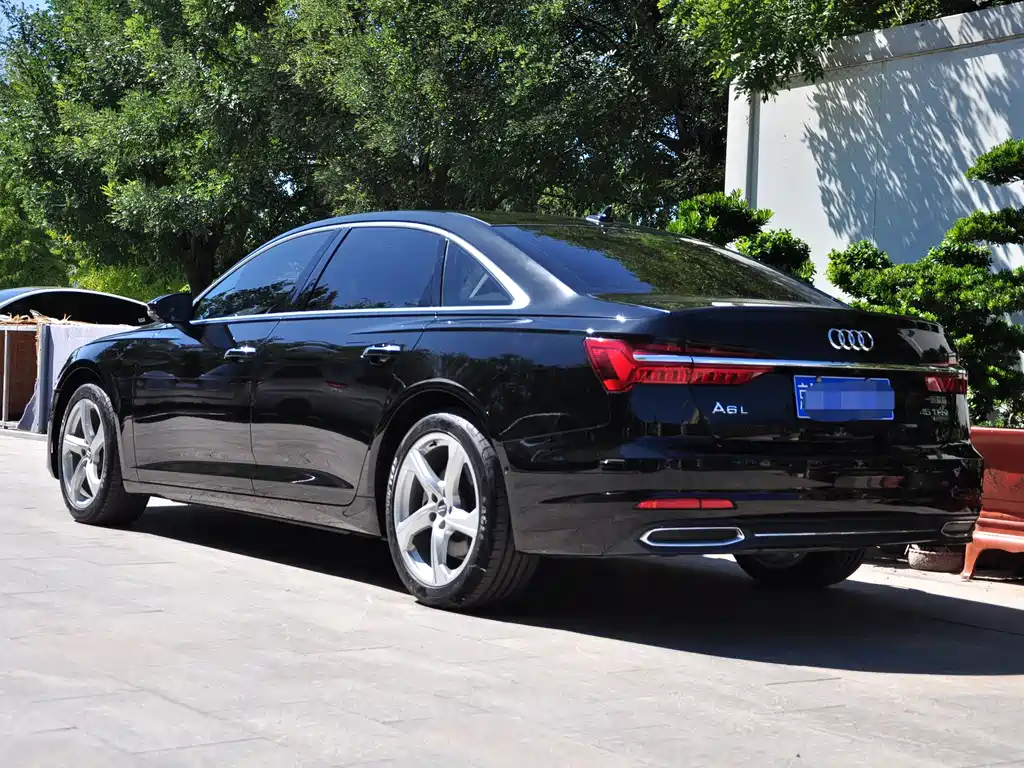 Audi A6L — миниатюра 4