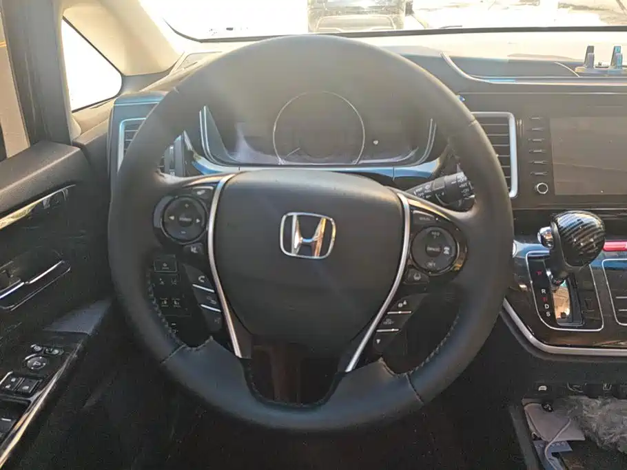 Honda Elysion — миниатюра 15