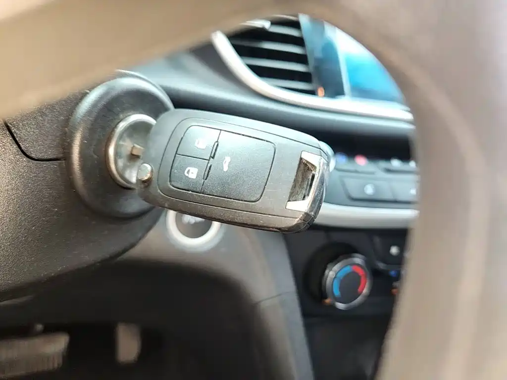 Buick Excelle — миниатюра 9