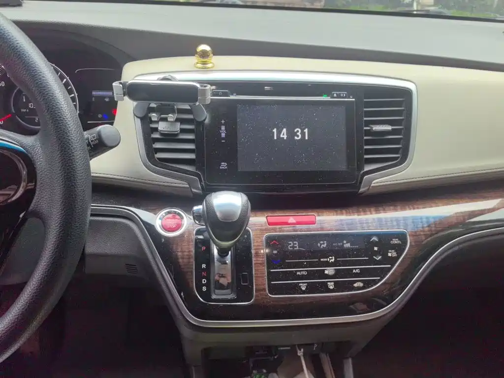 Honda Odyssey — миниатюра 9
