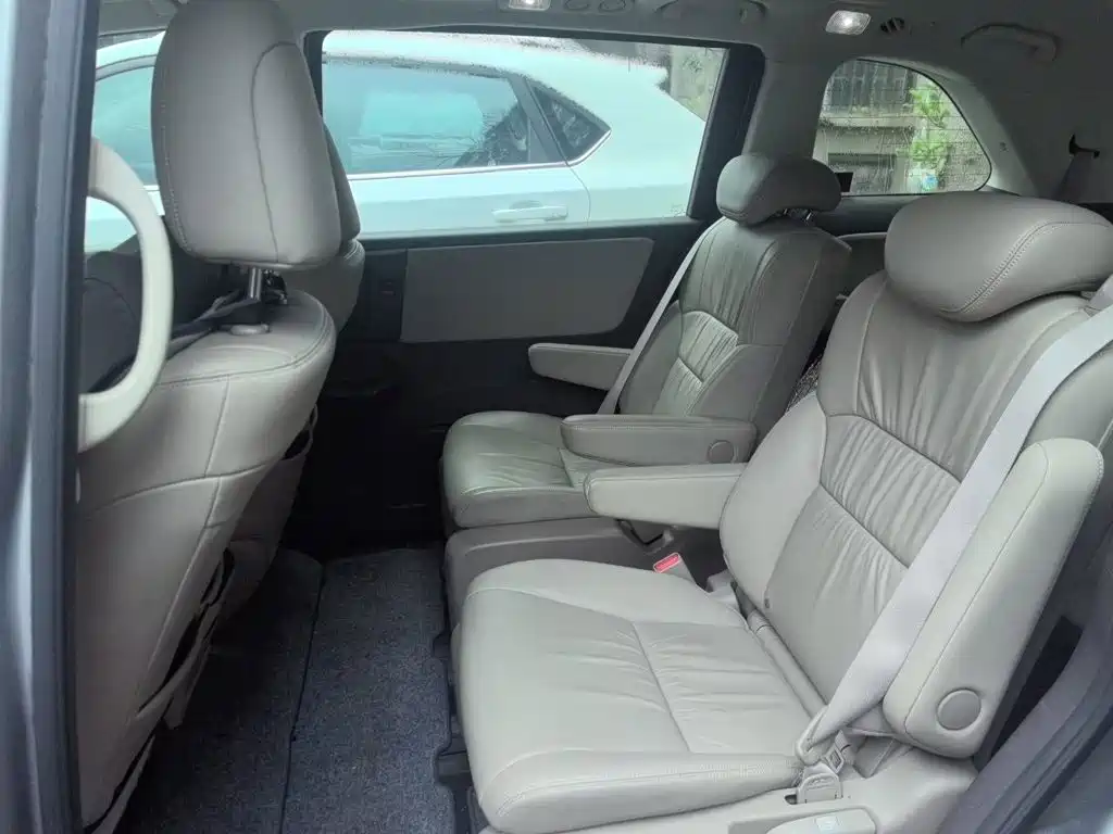 Honda Odyssey — миниатюра 13