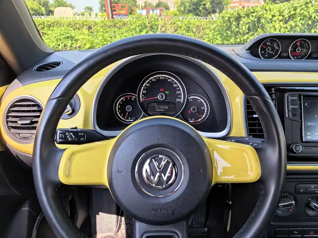 Volkswagen Beetle — миниатюра 6