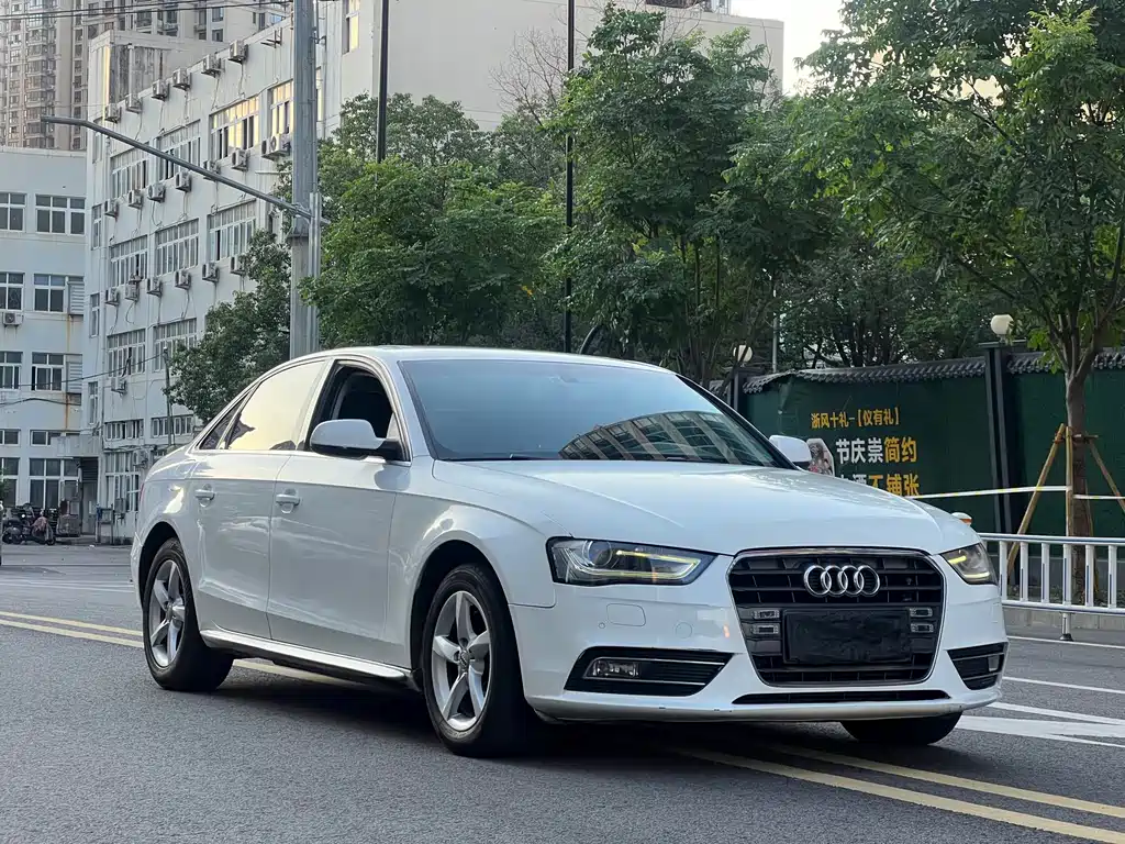 Audi A4L — миниатюра 3