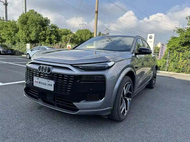 Audi Q6L