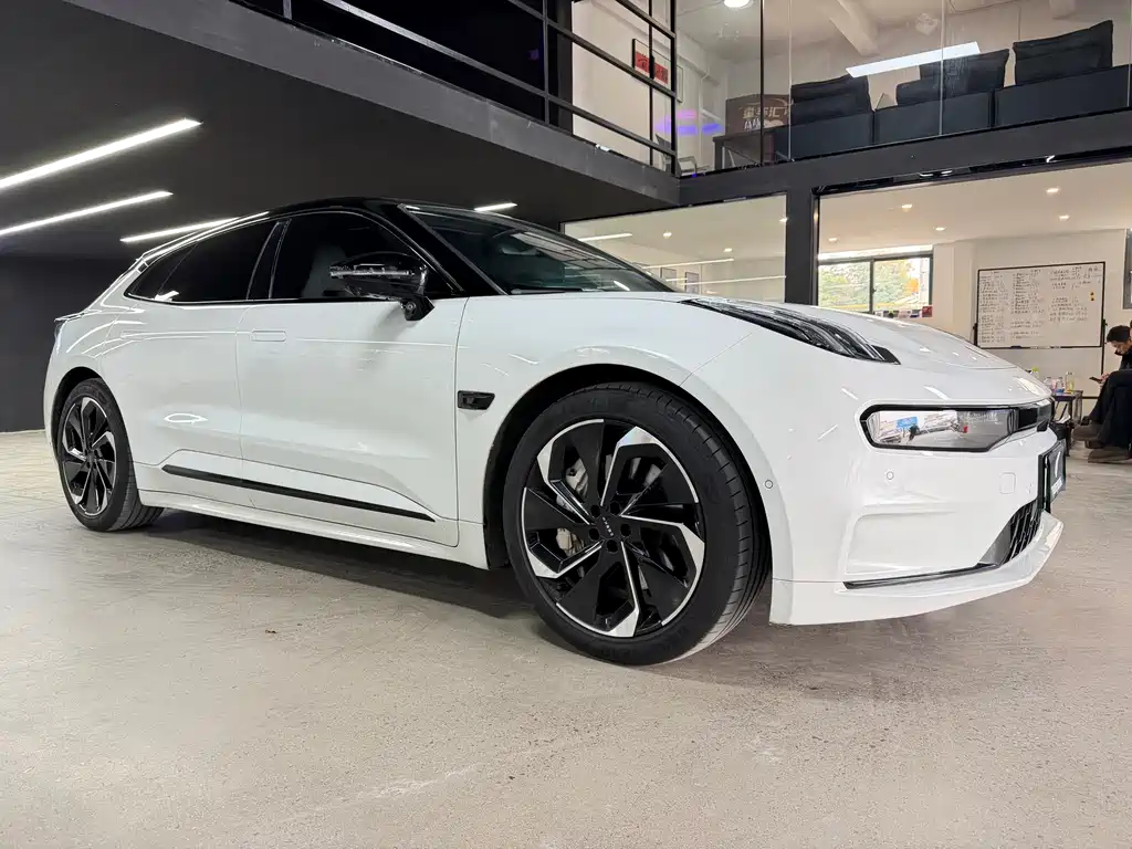 ZEEKR EXTREME KRYPTON 001