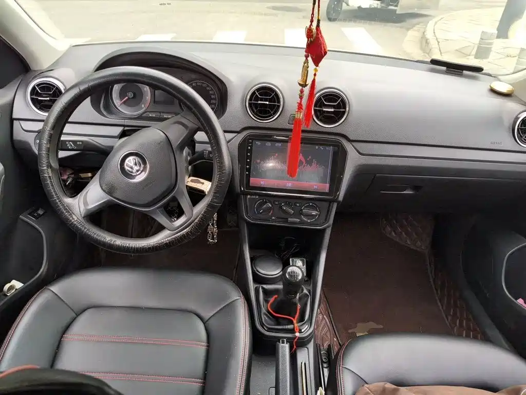 Volkswagen Jetta — миниатюра 5