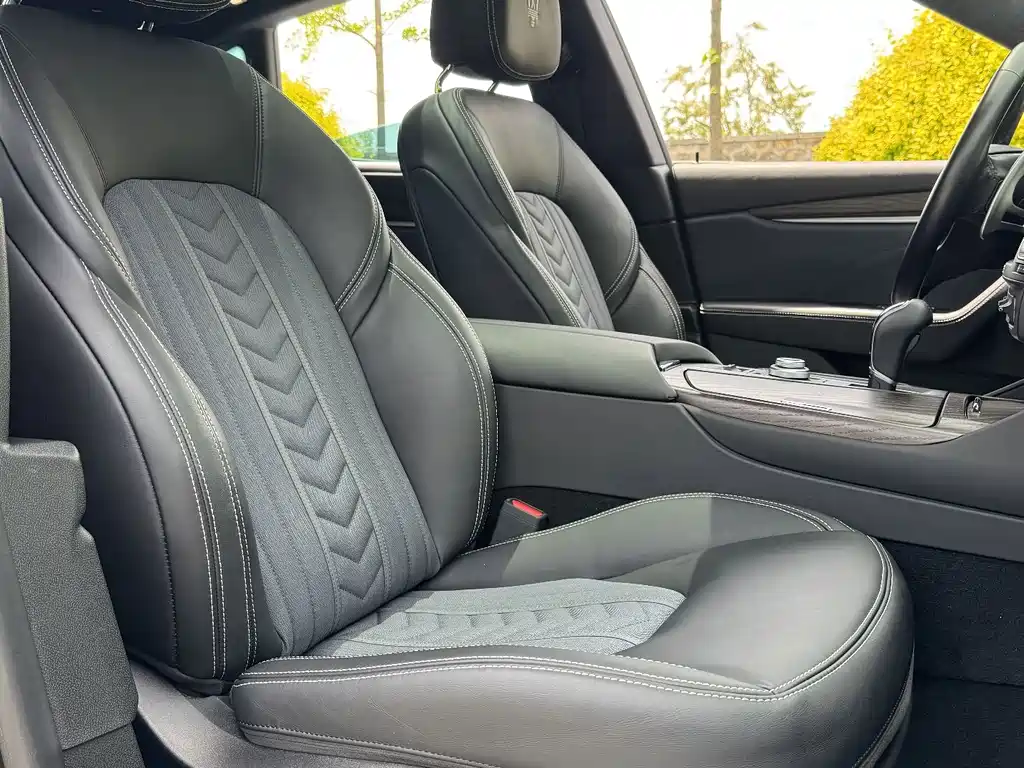 Maserati Levante — миниатюра 13