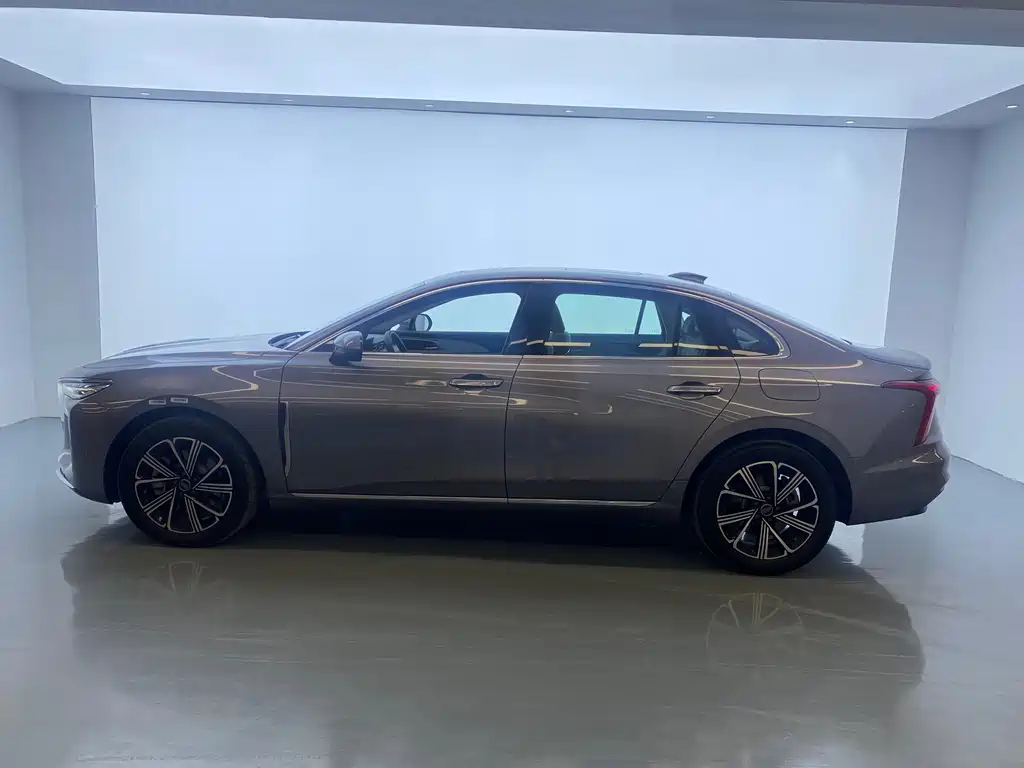 Hongqi Hongqi H5 PHEV — миниатюра 4