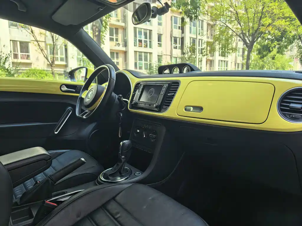 Volkswagen Beetle — миниатюра 4