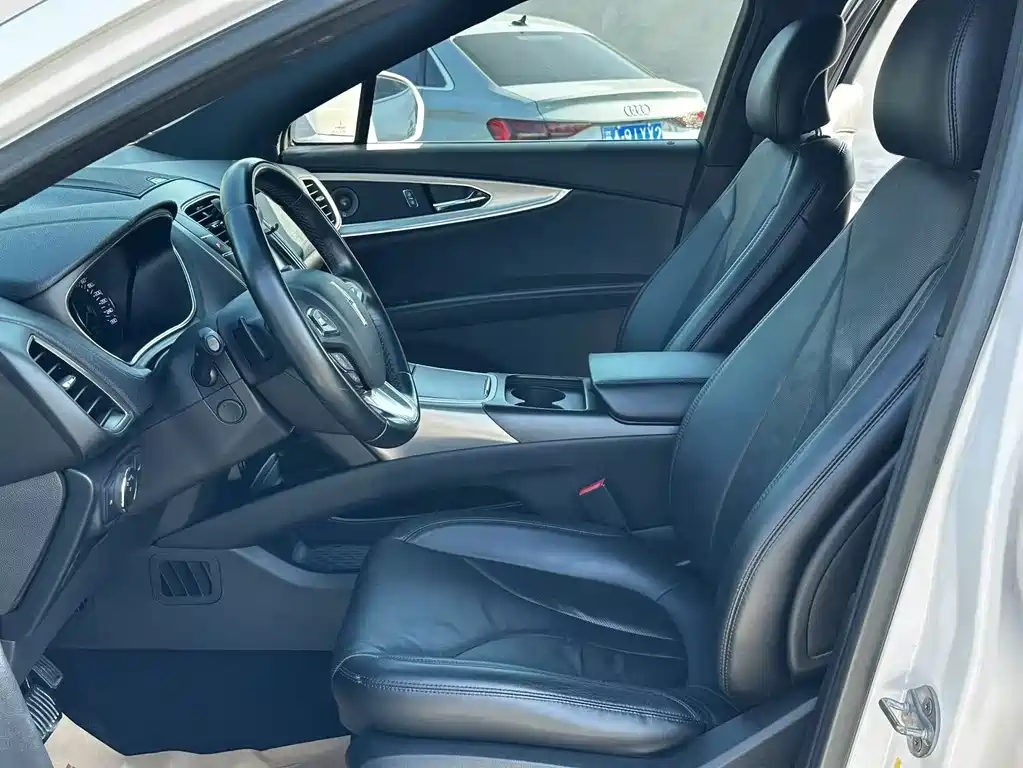 Lincoln MKX — миниатюра 7